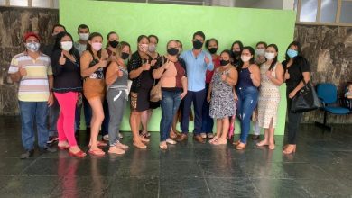 Photo of A Prefeitura formalizou a contratação de 21 trabalhadores regularmente aprovados no processo seletivo simplificado para contratação emergencial nº 001/2021.