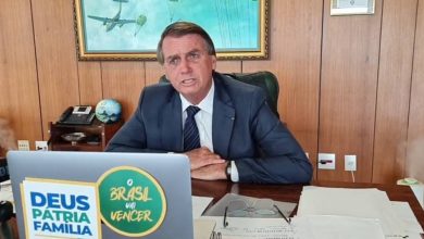 Photo of Bolsonaro critica vacinação infantil