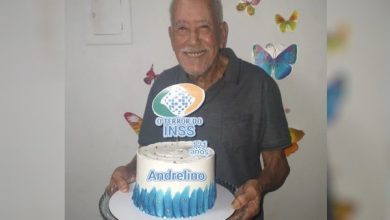 Photo of Idoso comemora 121 anos com bolo temático em Aparecida de Goiânia: ‘O terror do INSS’