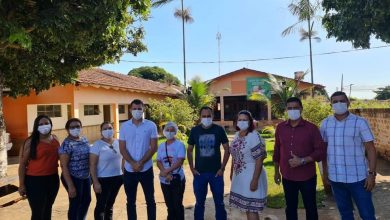 Photo of Engenheiro da Agehab faz visita técnica na Casa do Idoso