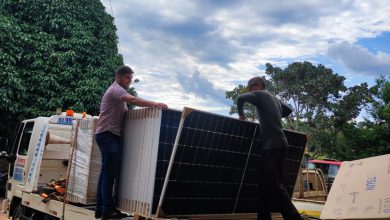 Photo of Prefeitura de Guaraíta instala placas de energia solar para atender prédios municipais